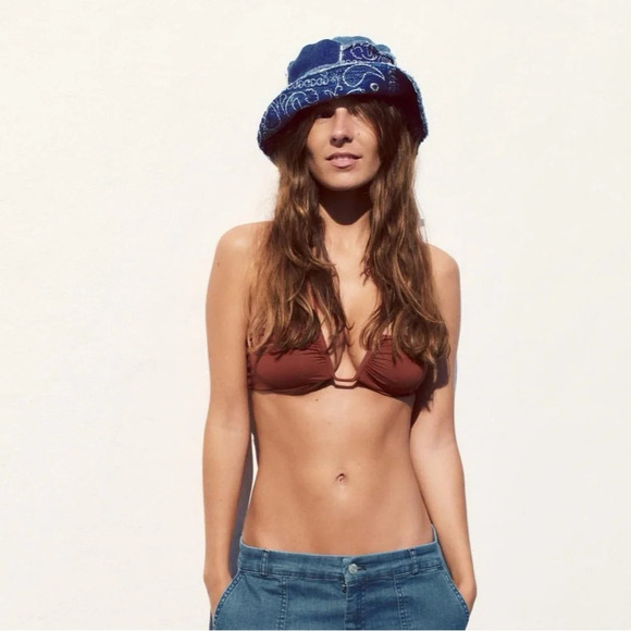 ZARA PATCHWORK DENIM BUCKET HAT - Picture 1 of 5